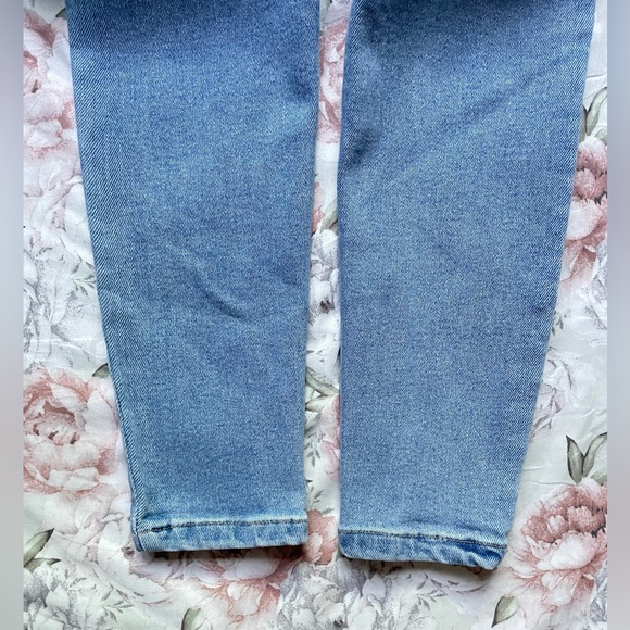 Light washed jeans blue savy size 7 Ripped skinny jeans - Picture 12 of 12